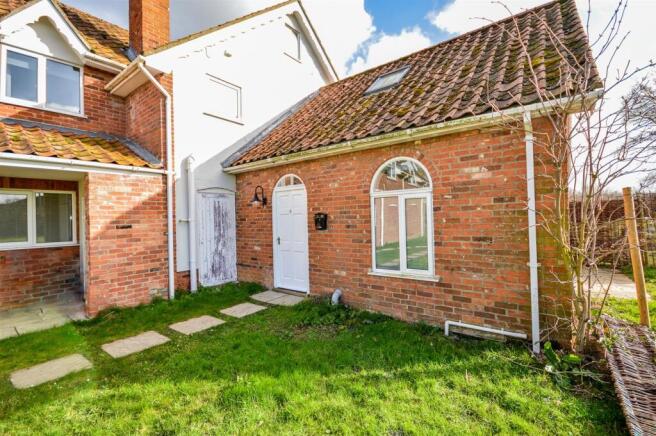 DSC_0024-3 front.jpg