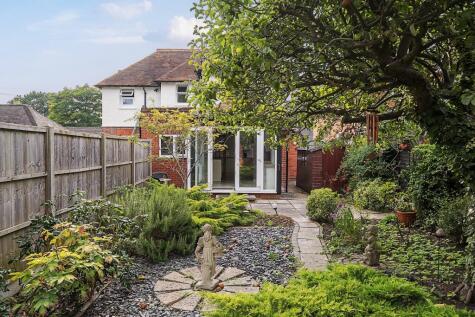 Marshall Road, Godalming, Surrey, GU7