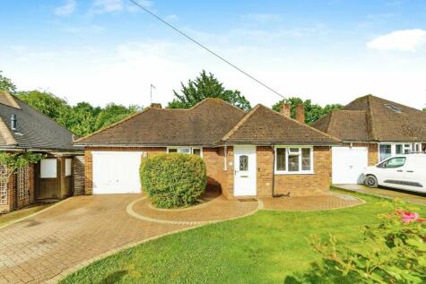 Edenbridge - 2 bedroom detached bungalow for sale