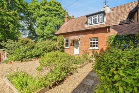 High Street, Overstrand, Cromer, NR27