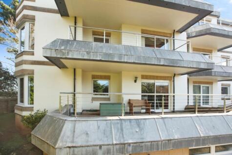 Cliff Road, Torquay, TQ2