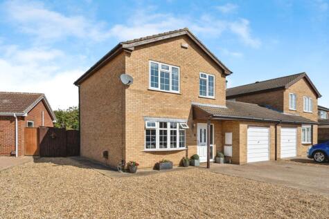 Cavalry Drive, March, PE15