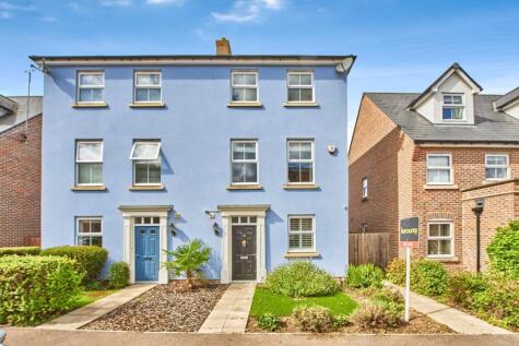 Carters Drive, Stansted, CM24