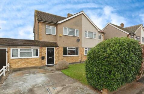 Lakeside, Rainham, RM13