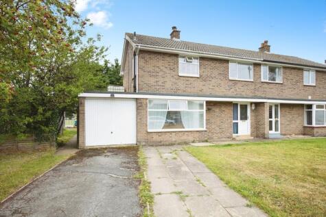 Harewood Crescent, Louth, LN11