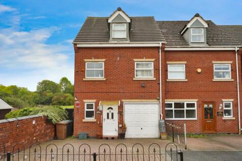 Fox Field, Castle Gresley, Swadlincote, DE11