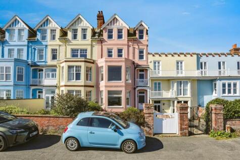 Crag Path, Aldeburgh, IP15