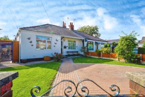 Meadowbrook Road, Wirral, CH46