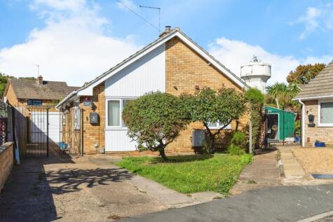 Pingle Close, Whittlesey, Peterborough, PE7