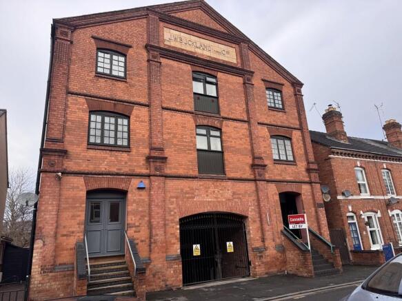 PXL_20230607_1221...