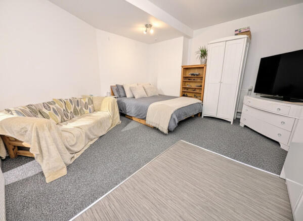 fadb2844-b80d-4bc...