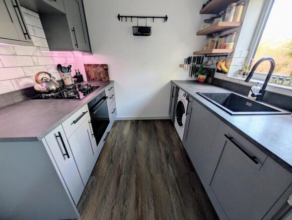 PXL_20260116_1414...