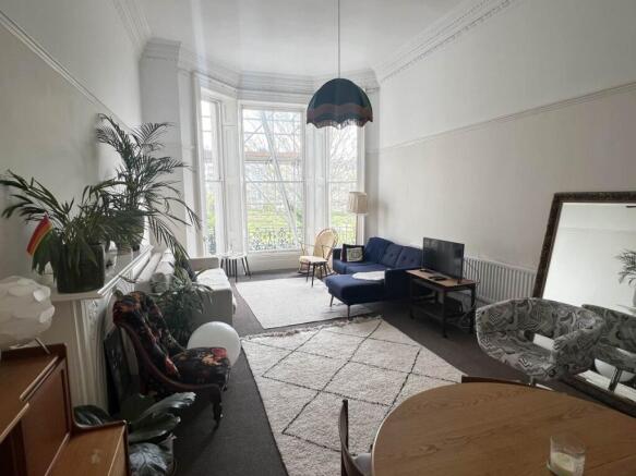 Front room (1)