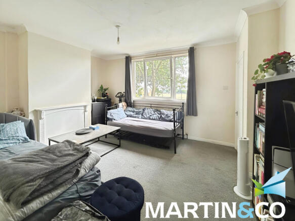 4c20ac61-IMG-2025...