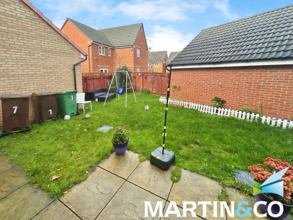 c86a20c3-IMG-2025...