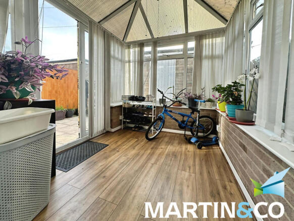 3a06ba8e-IMG-2025...