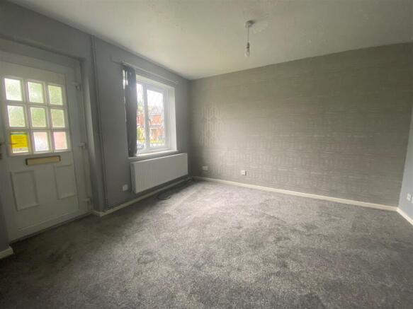 Lounge 3.jpg