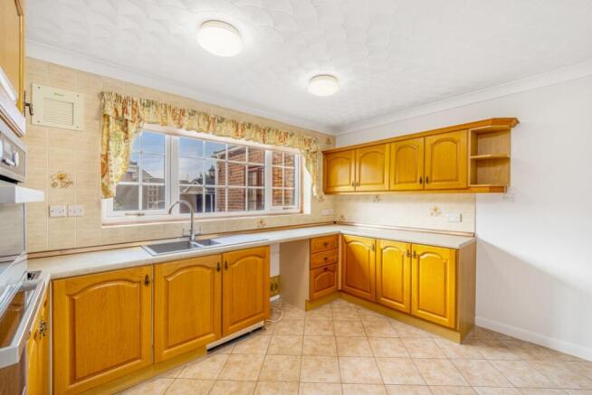 2 Southgate, Pinchbeck-21
