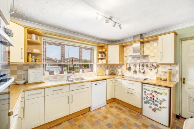 16 Baxter Gardens (Spalding)-13