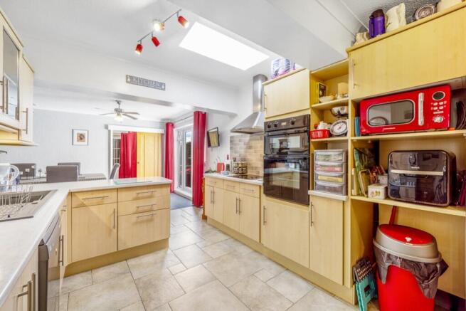 11 Seas End Road (Moulton Seas End)-21