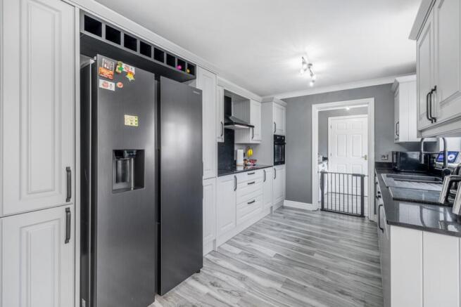 6 John Swains Way (Long Sutton)-18