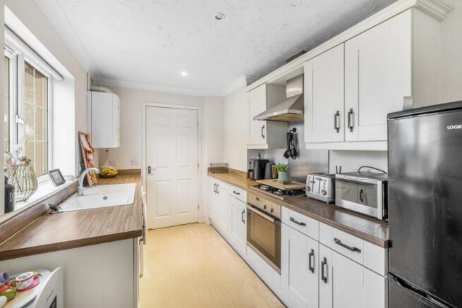 23 Ambassador Walk (Spalding)-9