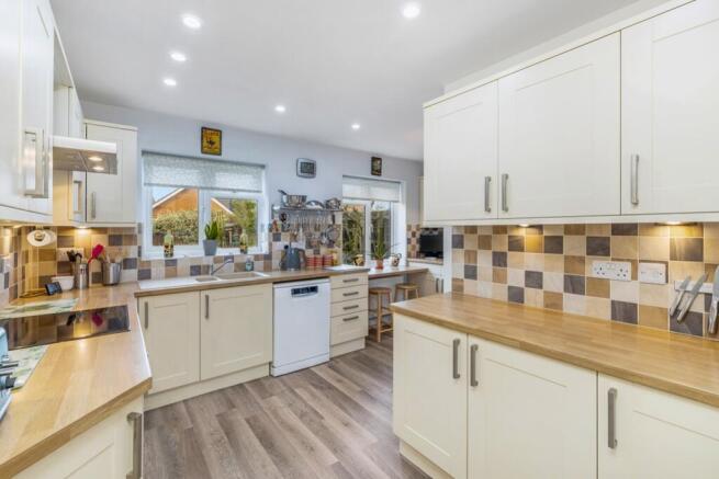 20 Greenwich Avenue (Holbeach)-16