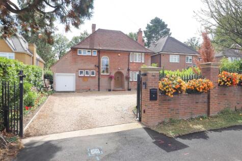 Warren Road, Ickenham, UB10