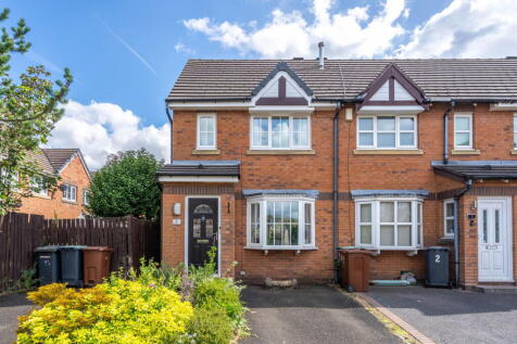 Langley Court, Hadfield, Glossop, SK13 1QR