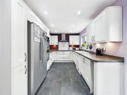 Dorset Avenue, Chelmsford, Essex, CM2