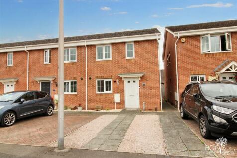 Thatcham - 2 bedroom end of terrace house for sale