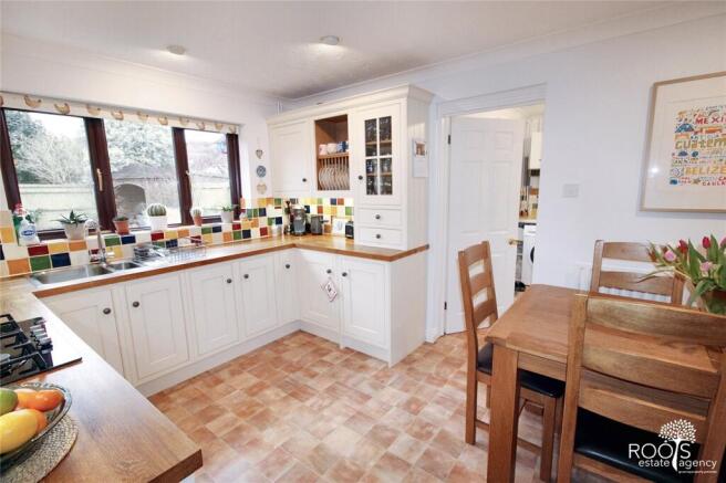 Kitchen/Breakfast Rm