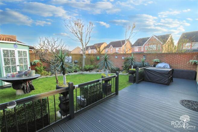 Rear Garden RH