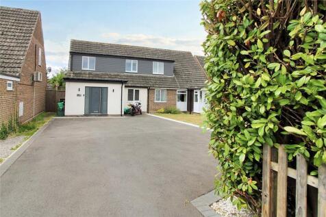 Browning Close, Thatcham, Berkshire, RG18