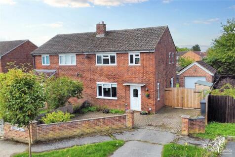Beech Walk, Thatcham, Berkshire, RG19
