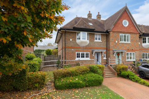 St Pauls Mews, Dorking