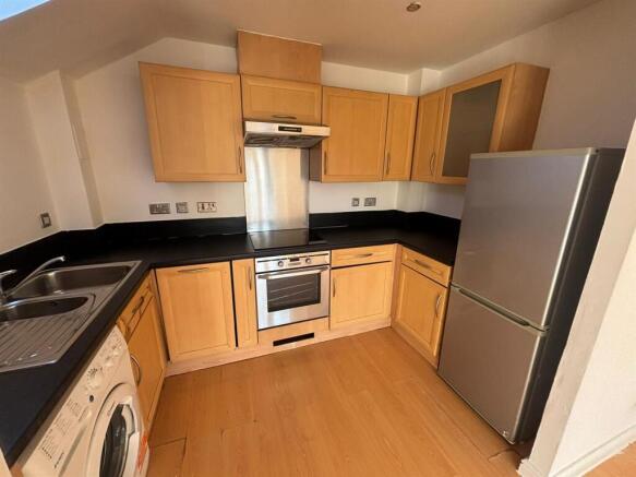 WhatsApp Image 2025-12-04 at 11.43.57_ef6564bf.jpg