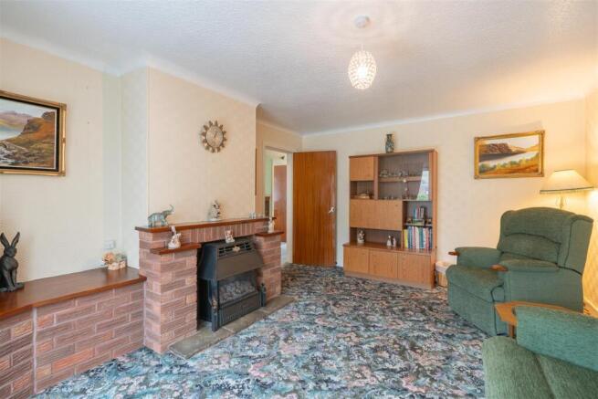 28 Siddington Avenue-12.jpg