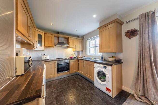 4 Winnington Old Lane -001.jpg