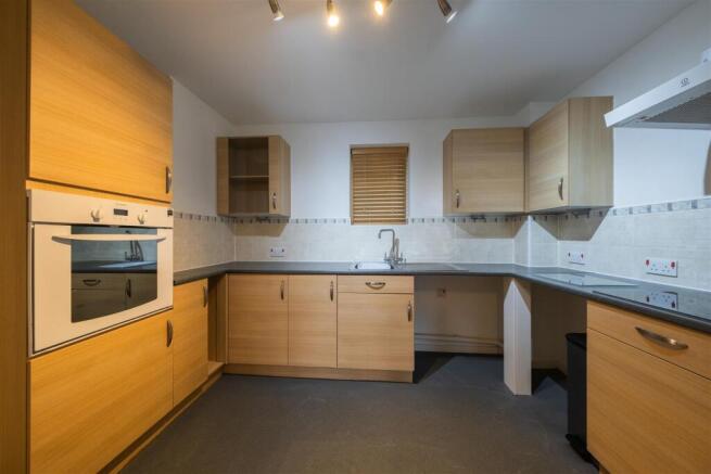 53 Hazelmere-001.jpg