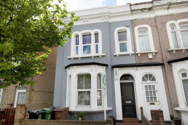 2 bedroom house to rent in leytonstone