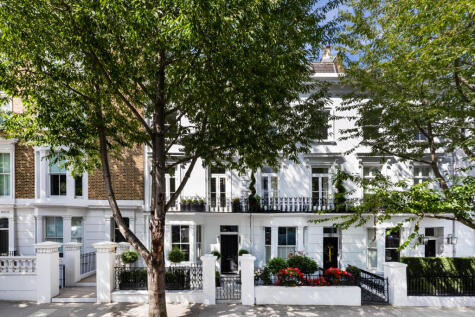 Berkeley Gardens, Kensington, London, W8, United Kingdom