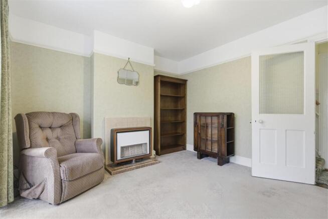 12 Seaview Road 2.jpg