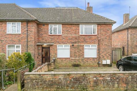 Borders Lane, Loughton, Essex, IG10