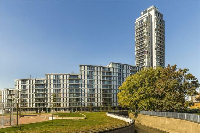 2 bedroom apartment for sale in Distillery Tower, 1 Mill Lane 