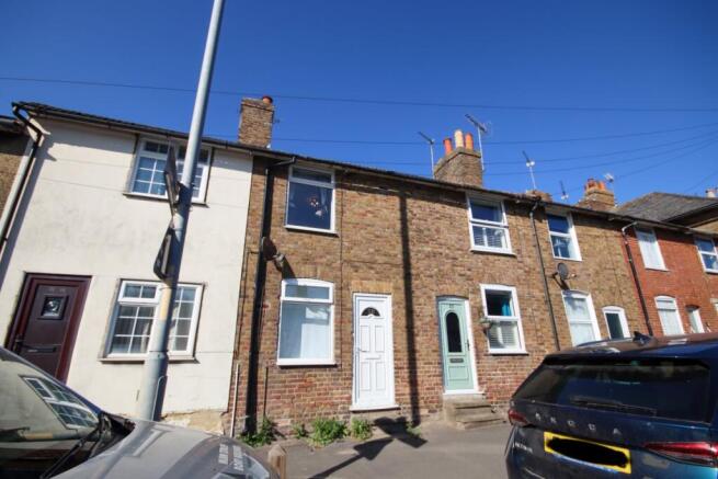 One Bedroom mid terraced House