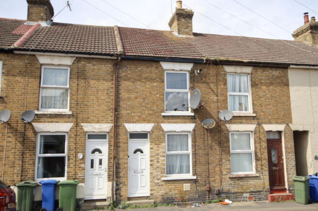 3 Bedroom Terraced House, No Forward Chain, Incre