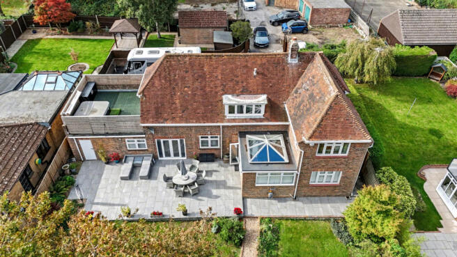 4 bed detached house for sale Maidstone Road, Cha