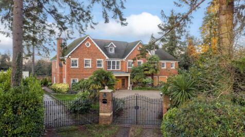 Stoke Park Avenue, Farnham Royal, SL2 3BJ