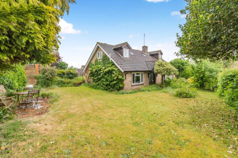 Rectory Lane, Northampton, Walgrave NN6 9QJ